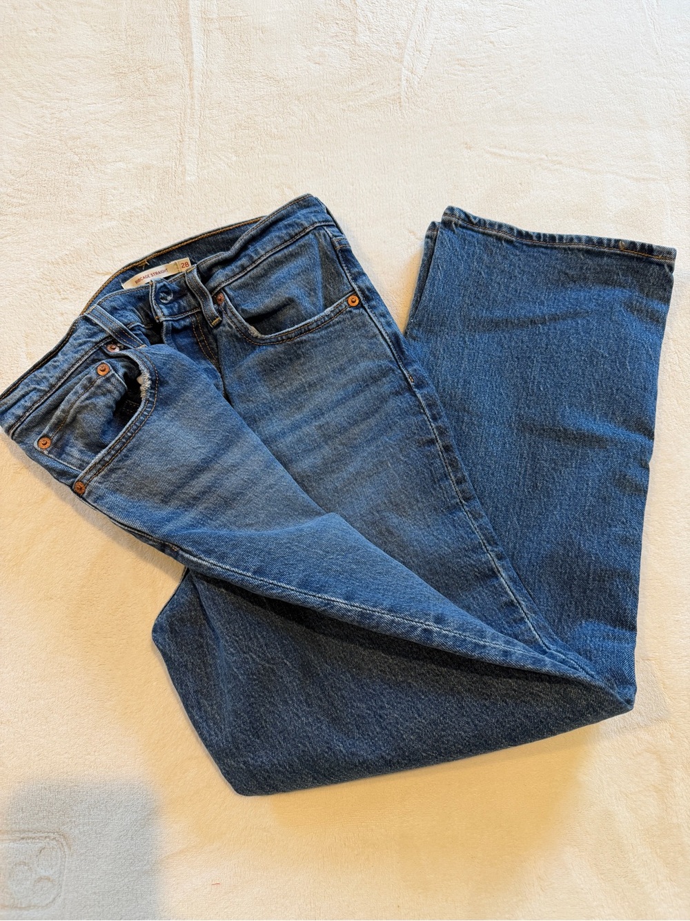 Levi's Jeans - Picture 2 of 7